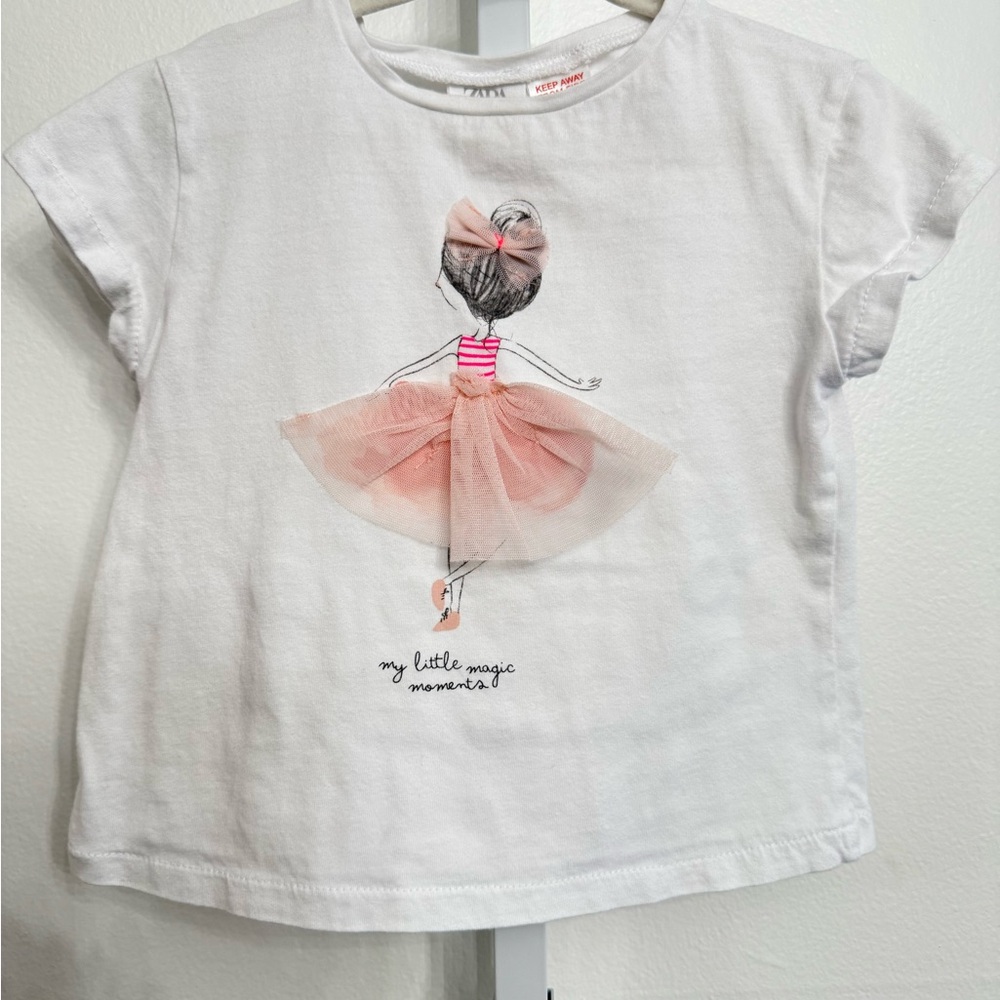 Zara White and Pink Graphic Tee for Kids